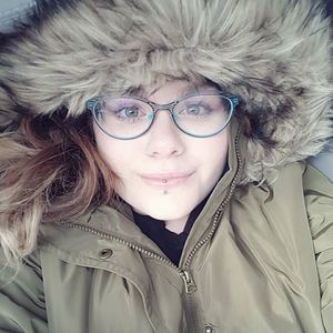 Meet your Posher, Veronica